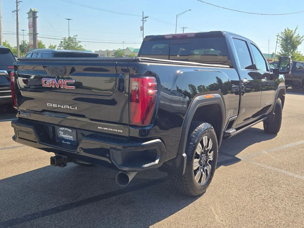Used 2024 Black GMC Denali image 14