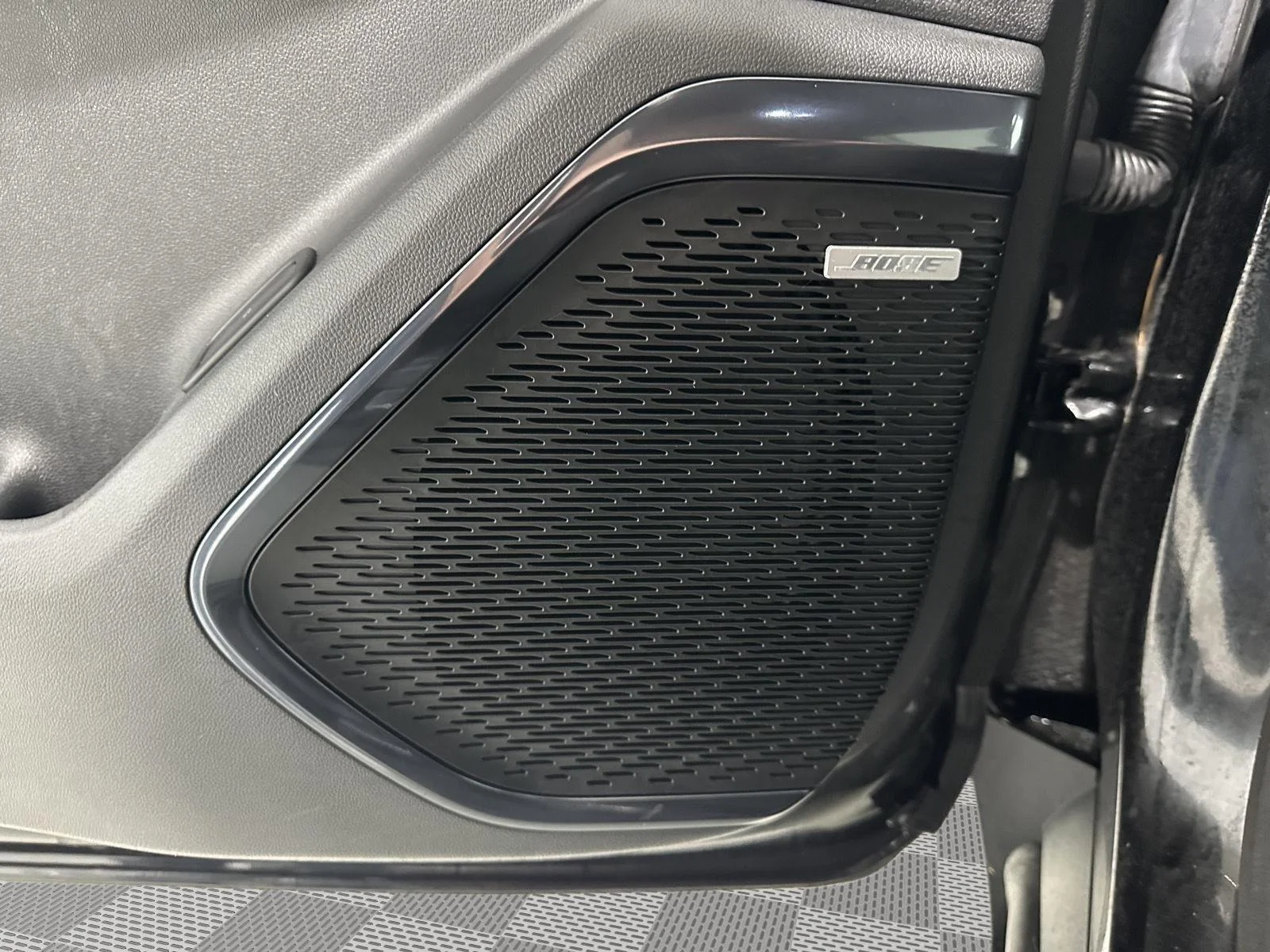 Used 2025 Ebony Twilight Metallic GMC AT4 image 23