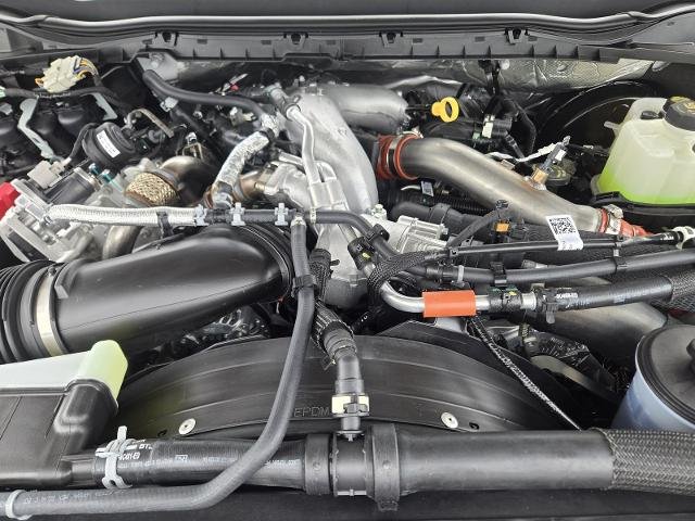 New 2026 Glacier Gray Metallic Tri-Coat Ford F-250® Lariat® image 39