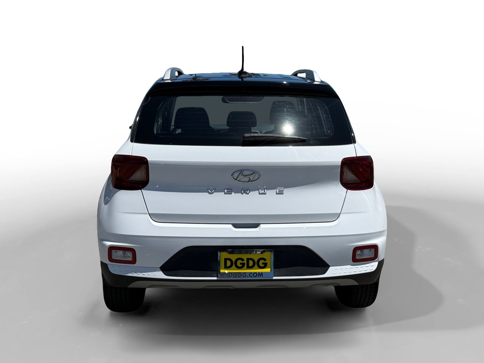 Certified Used 2023 Lunar White Hyundai  image 4
