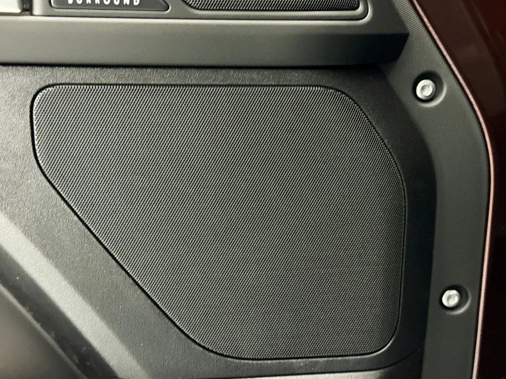 New 2026 Sedona Red Land Rover X-Dynamic SE image 19