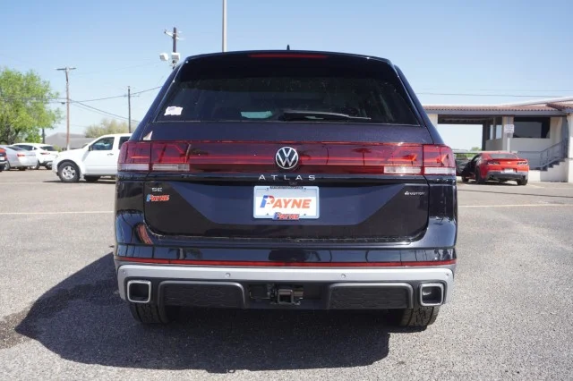 New 2026 Deep Black Pearl Volkswagen 2.0T Peak Edition image 8