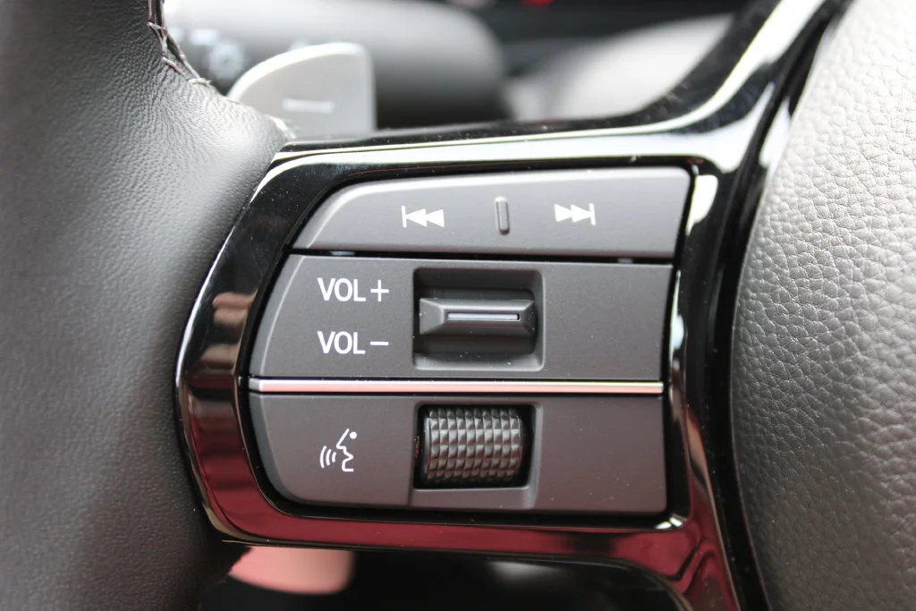Certified Used 2025 Urban Gray Pearl Acura AWD image 28
