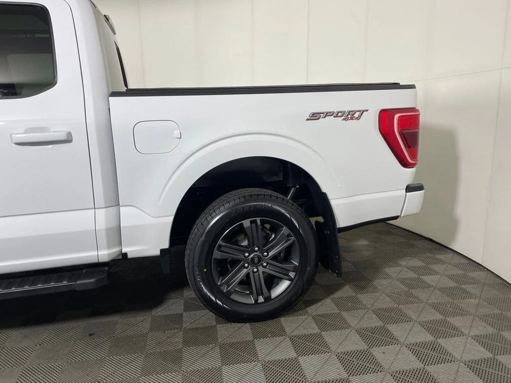 Used 2023 White Ford XLT image 5