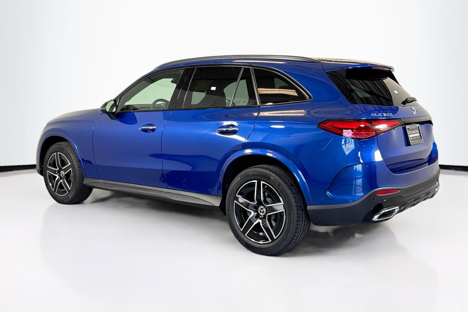 New 2026 Starling Blue Metallic Mercedes-Benz GLC 300 image 4