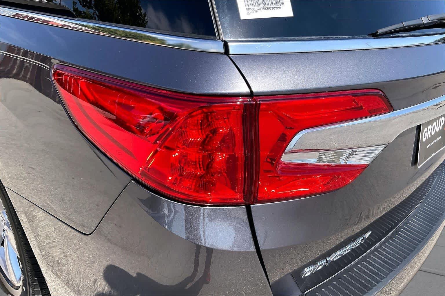 Used 2019 Modern Steel Metallic Honda EX-L image 27