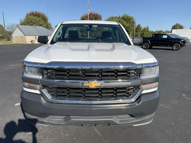 Used 2016 White Chevrolet WT image 2