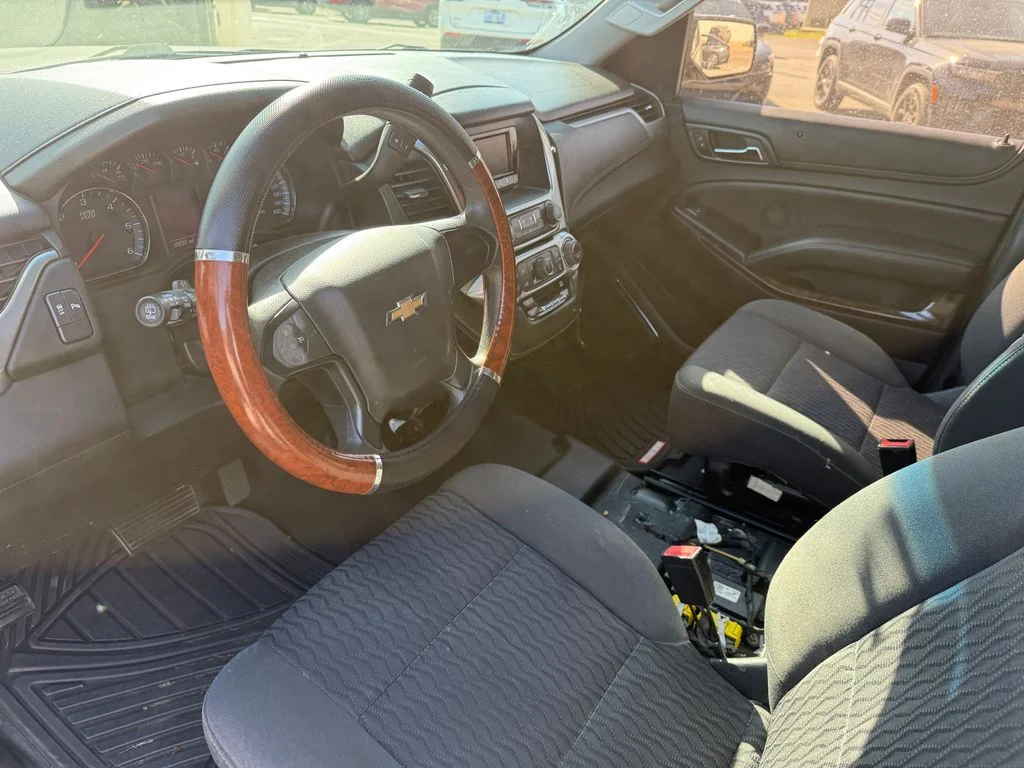 Used 2015 Black Chevrolet Police image 11
