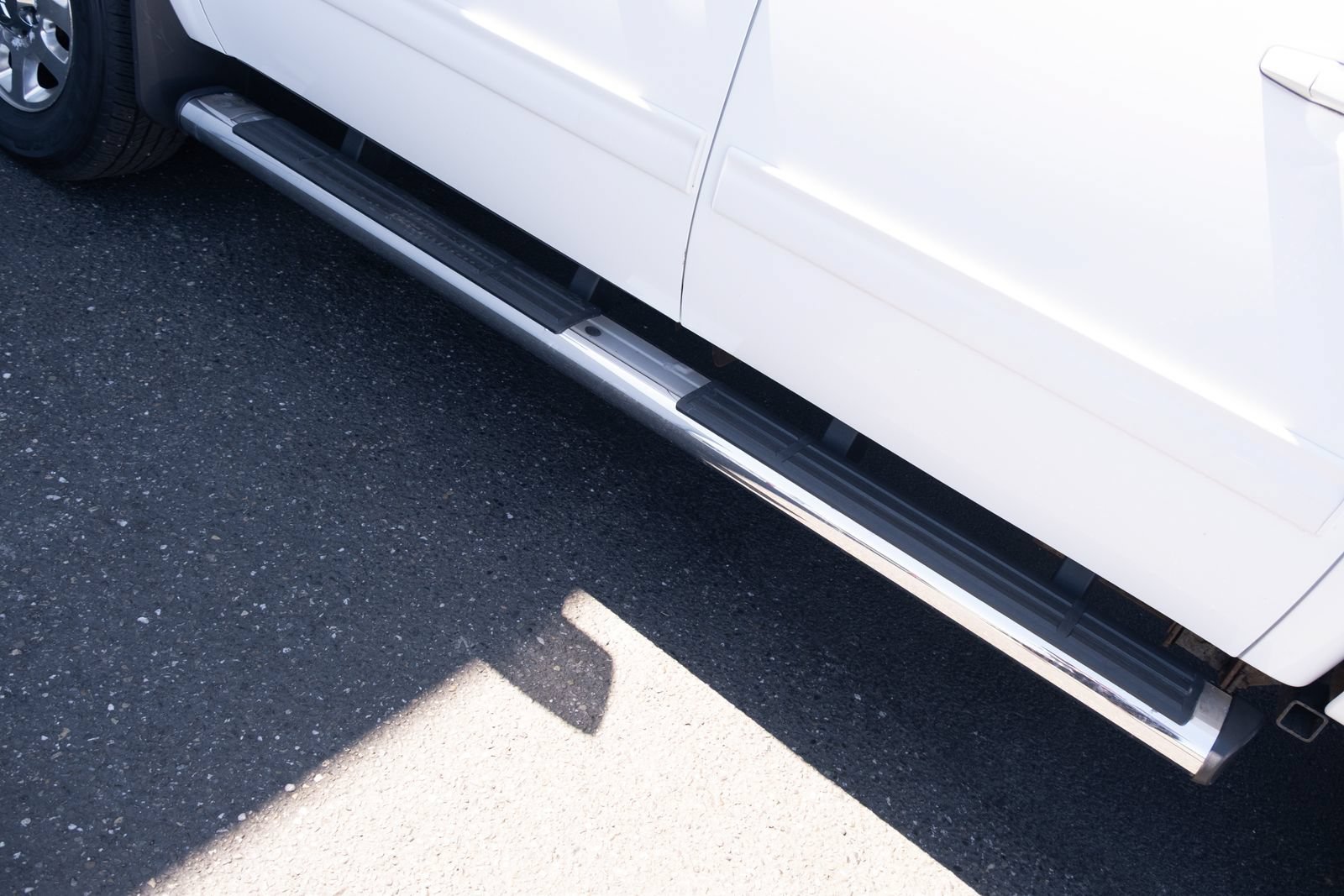 Used 2013 SUMMIT WHITE Chevrolet LTZ image 25