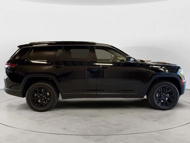 New 2026 Black Jeep Altitude image 7