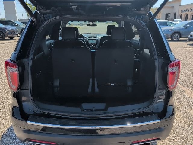 Used 2018 Shadow Black Ford Limited image 22