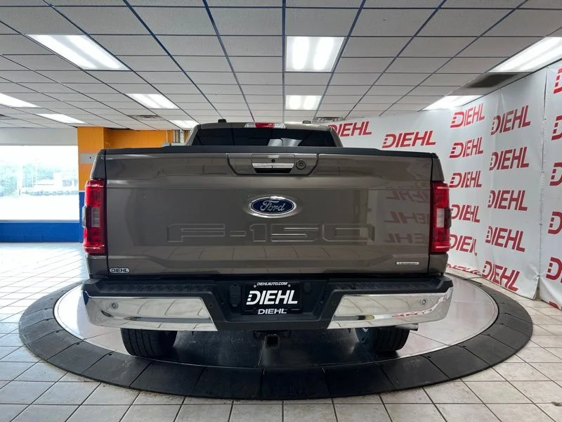 Used 2021 Gray Ford XLT image 4