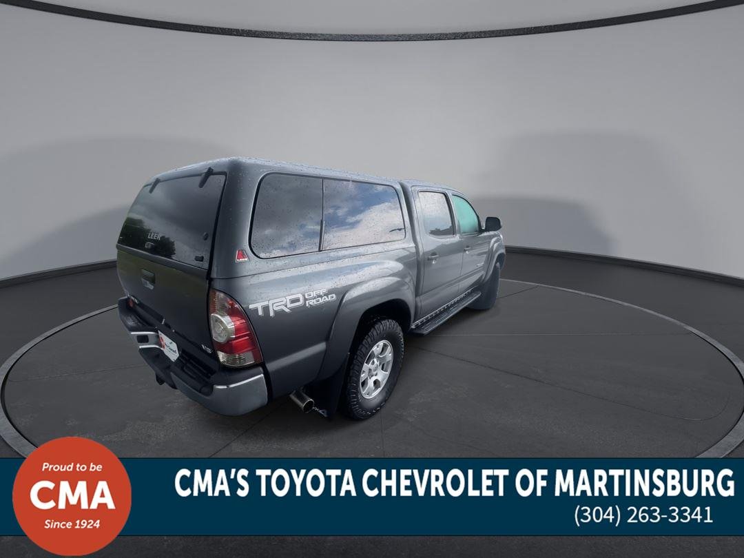 Used 2015 Magnetic Gray Metallic Toyota SR5 image 8