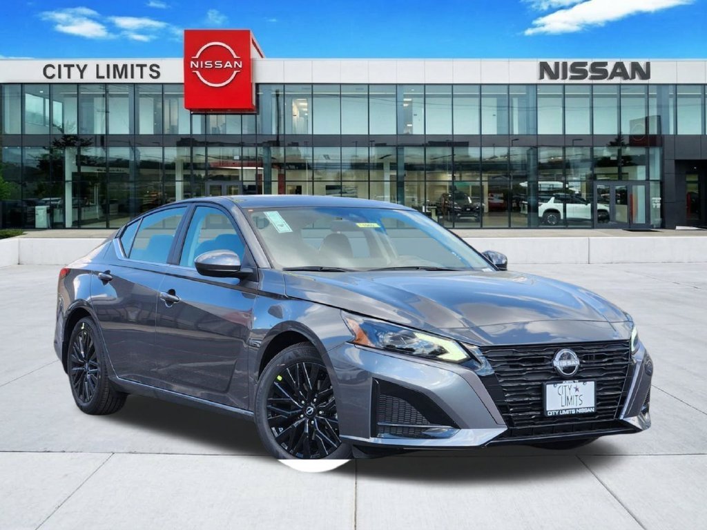 Gray (Gun Metallic) 2026 Nissan Altima Sedan Front-Wheel Drive