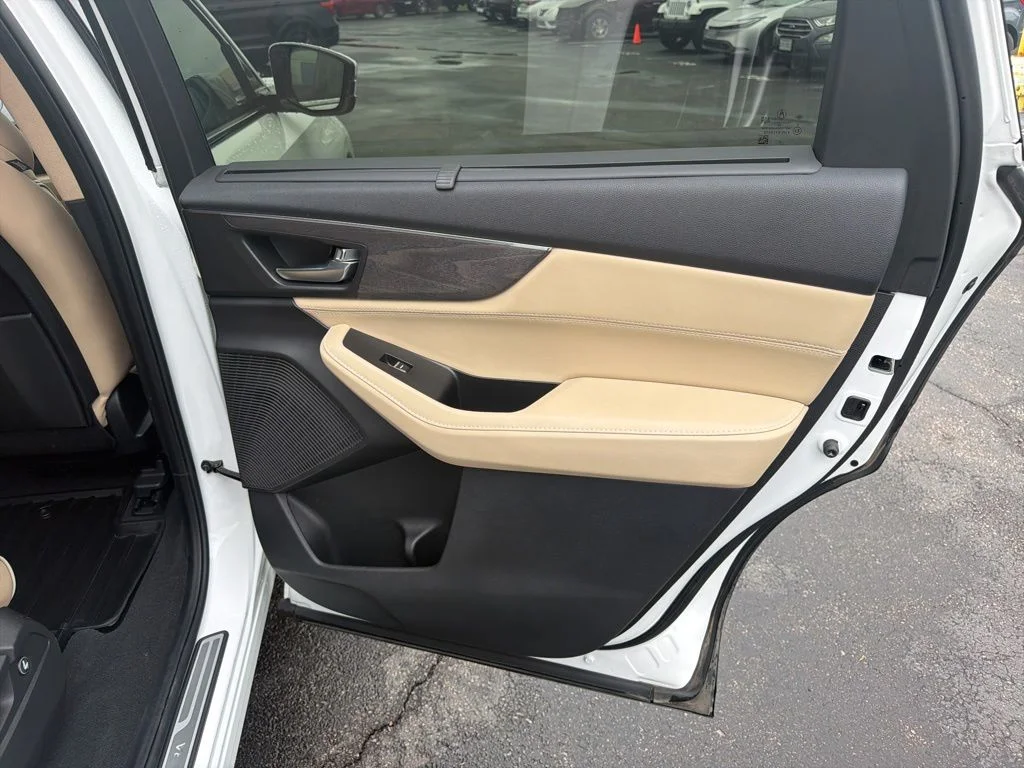Certified Used 2022 Platinum White Pearl Acura Advance image 45