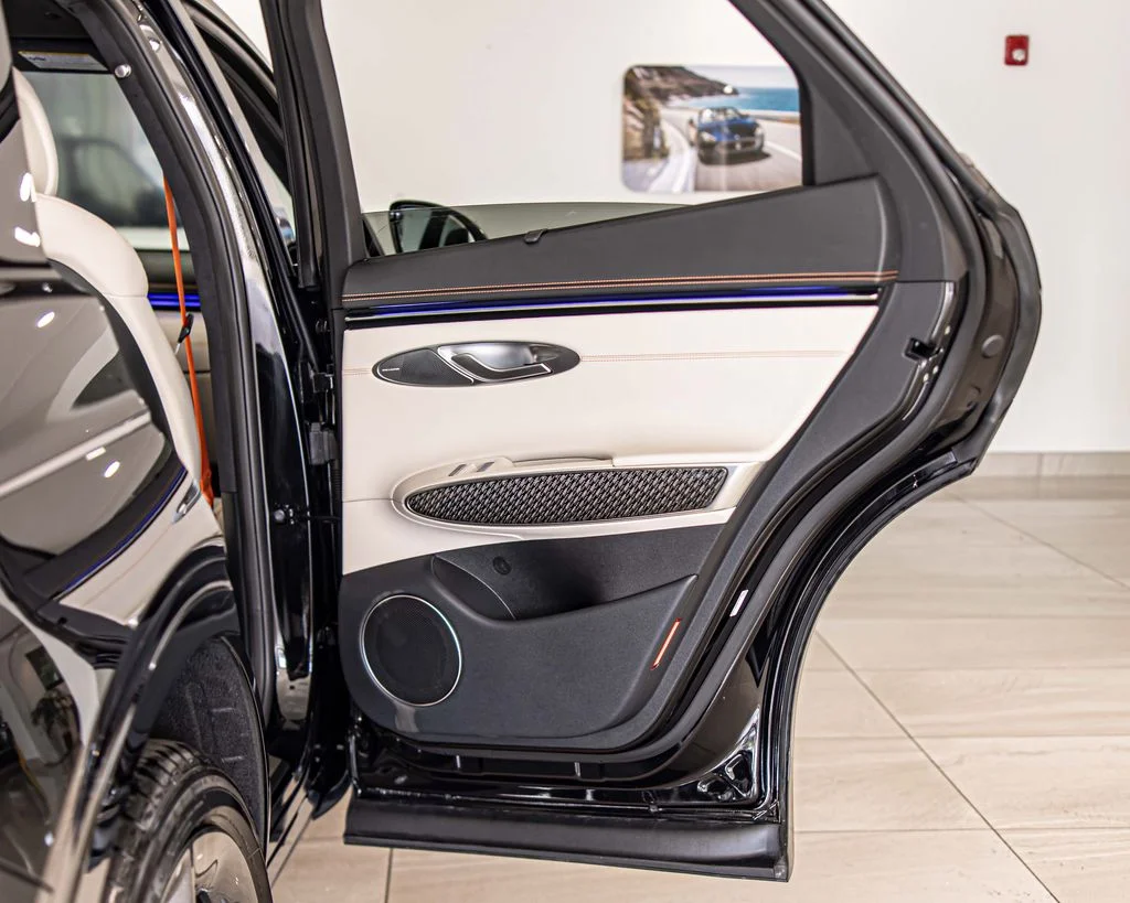 Used 2026 Black Genesis 3.5T Sport Prestige image 43