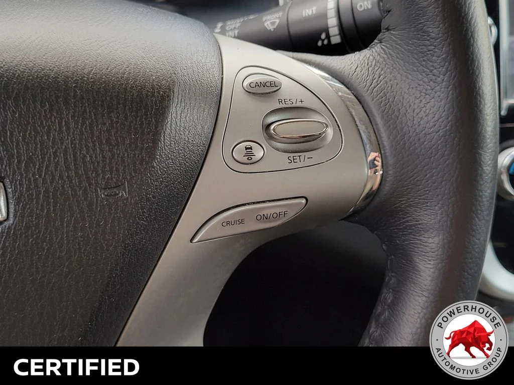 Used 2018 Gray Nissan Platinum image 32