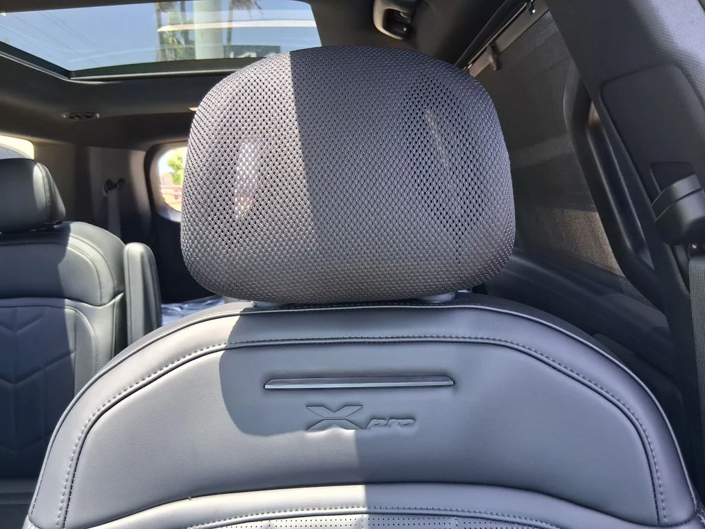New 2027 Brown Kia X-Pro SX image 11