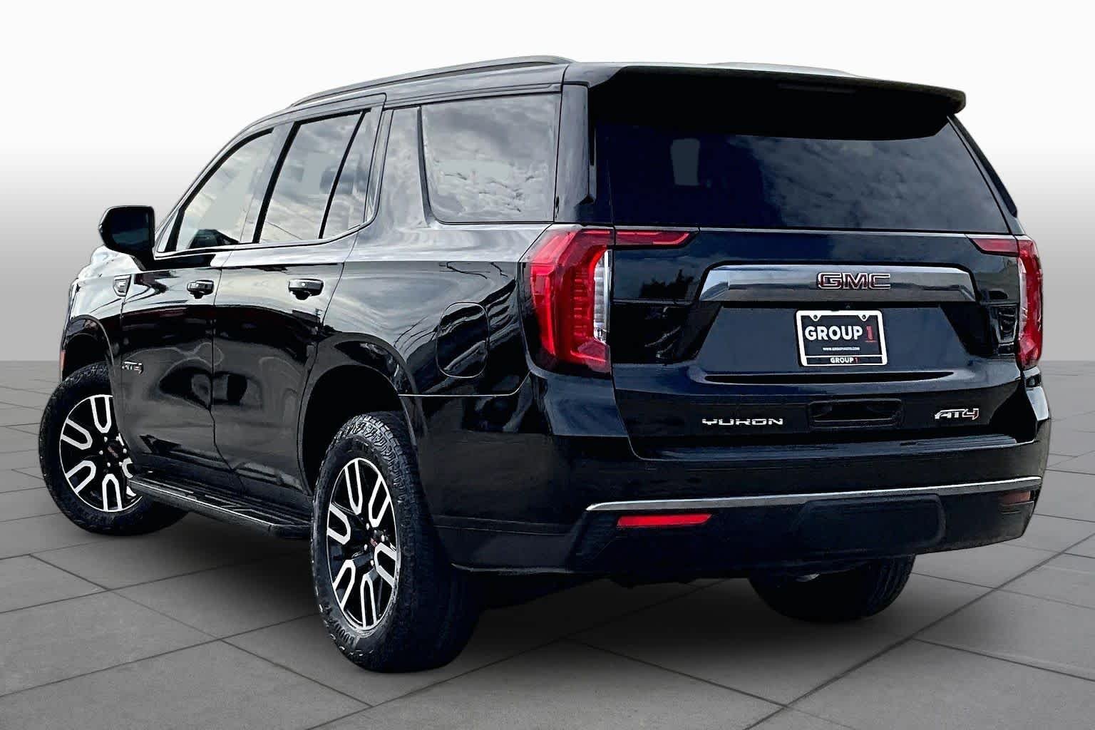 Used 2024 Onyx Black GMC AT4 image 12