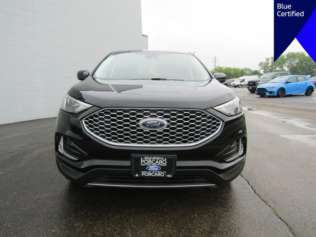 Certified Used 2024 Agate Black Metallic Ford SEL image 3
