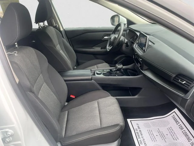 Used 2025 White Nissan SV image 15