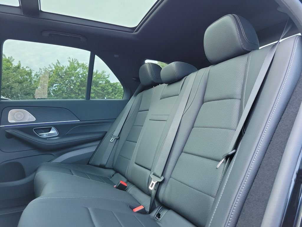 New 2026 Obsidian Black Metallic Mercedes-Benz GLE 350 image 11