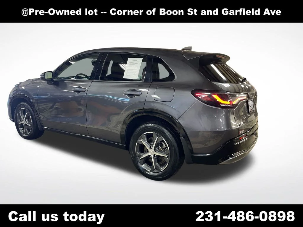 Used 2023 Gray Honda EX-L image 3