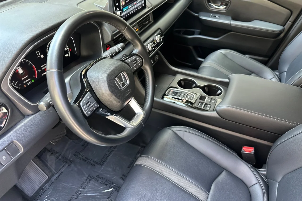 Used 2025 GRAY Honda EX-L image 9