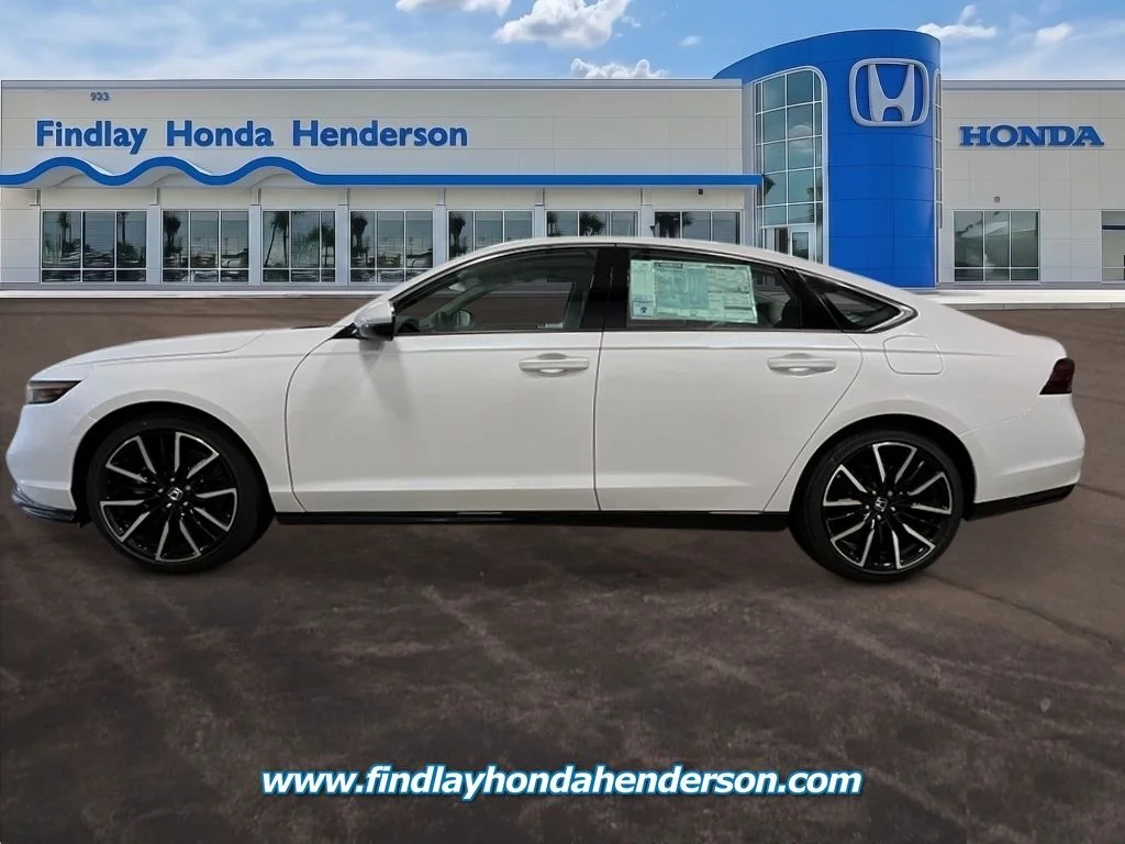 New 2026 Platinum White Pearl Honda Touring image 2