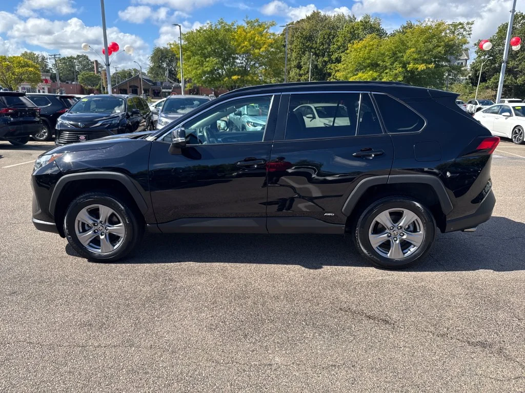 Used 2024 Black Toyota XLE image 4