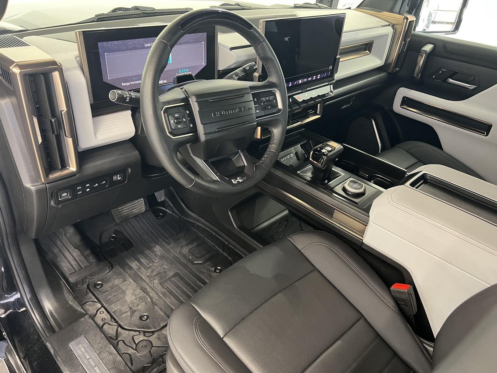 2024 GMC HUMMER EV 2X - Photo 14