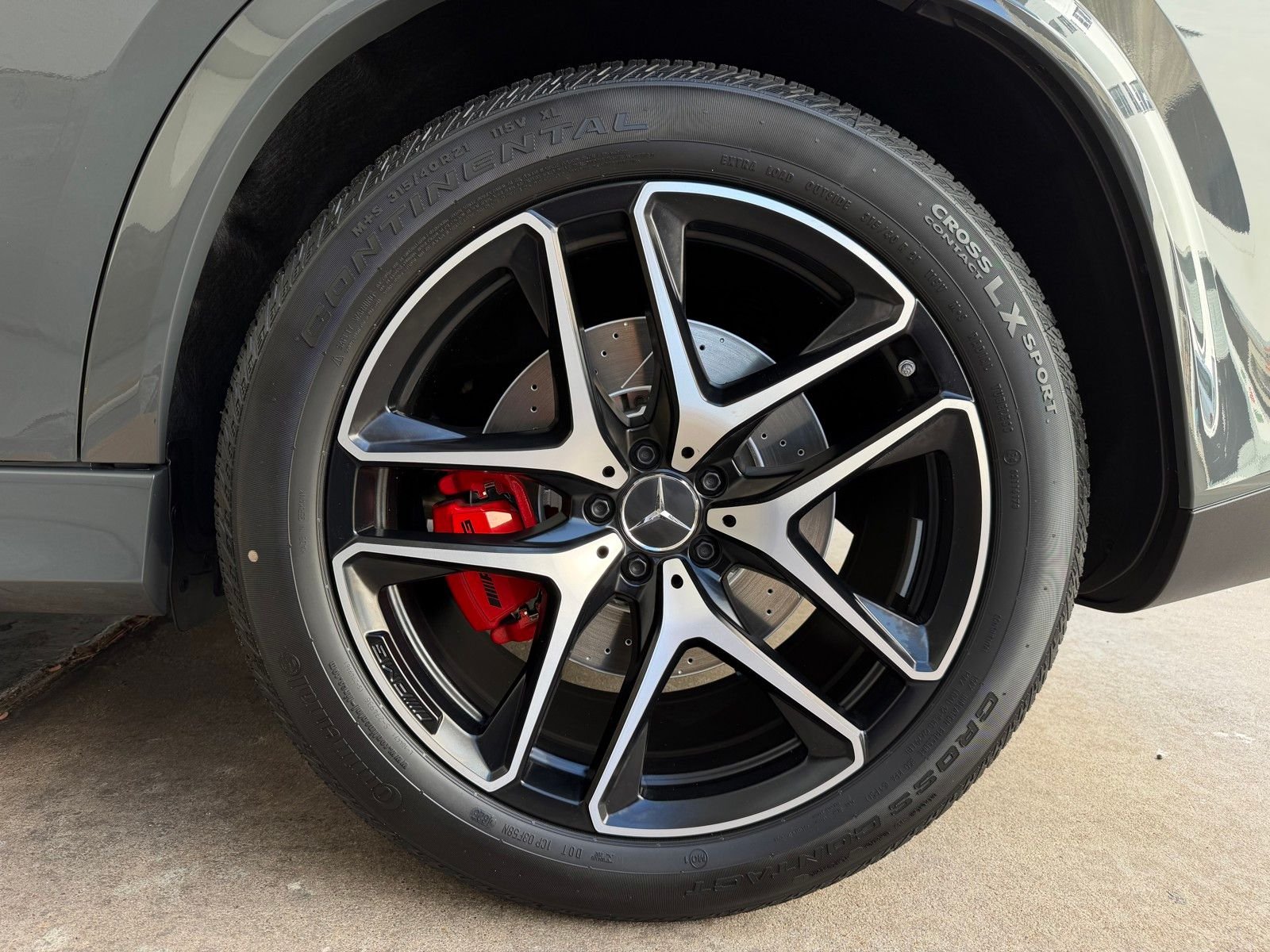 New 2026 MANUFAKTUR Silicon Grey Mercedes-Benz AMG® GLE 63 S 4MATIC+ SUV image 23
