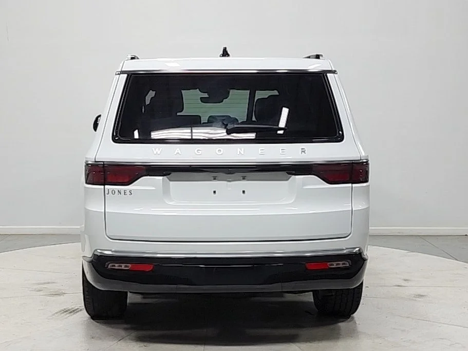 Used 2025 Bright White Clearcoat Jeep Base image 6