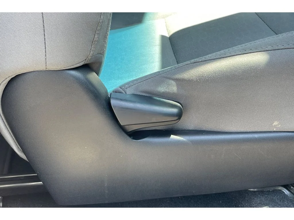 Used 2018 Quicksand Toyota SR5 image 22