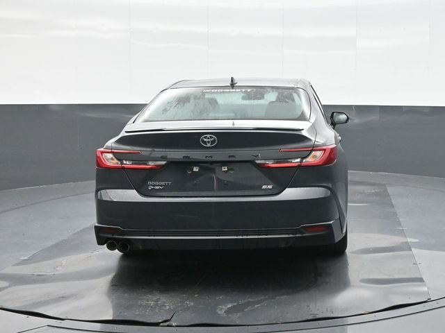 Used 2025  Toyota SE image 11