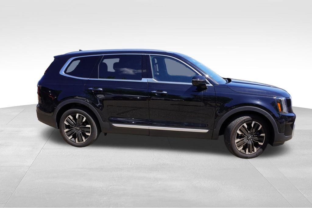 Used 2023 Ebony Black Kia SX image 2