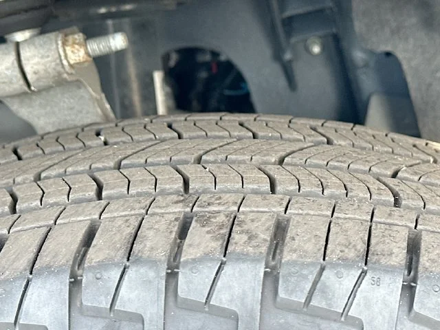 Used 2025 Black Jeep Altitude X image 34