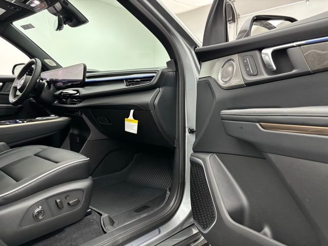 New 2026 Moonstone Gray Metallic Buick Avenir image 37