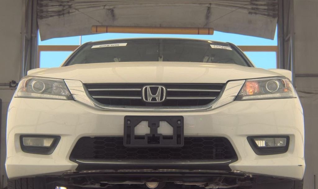 Used 2015 Honda Accord Sport with VIN 1HGCR2F5XFA131703 for sale in Smithville, MO