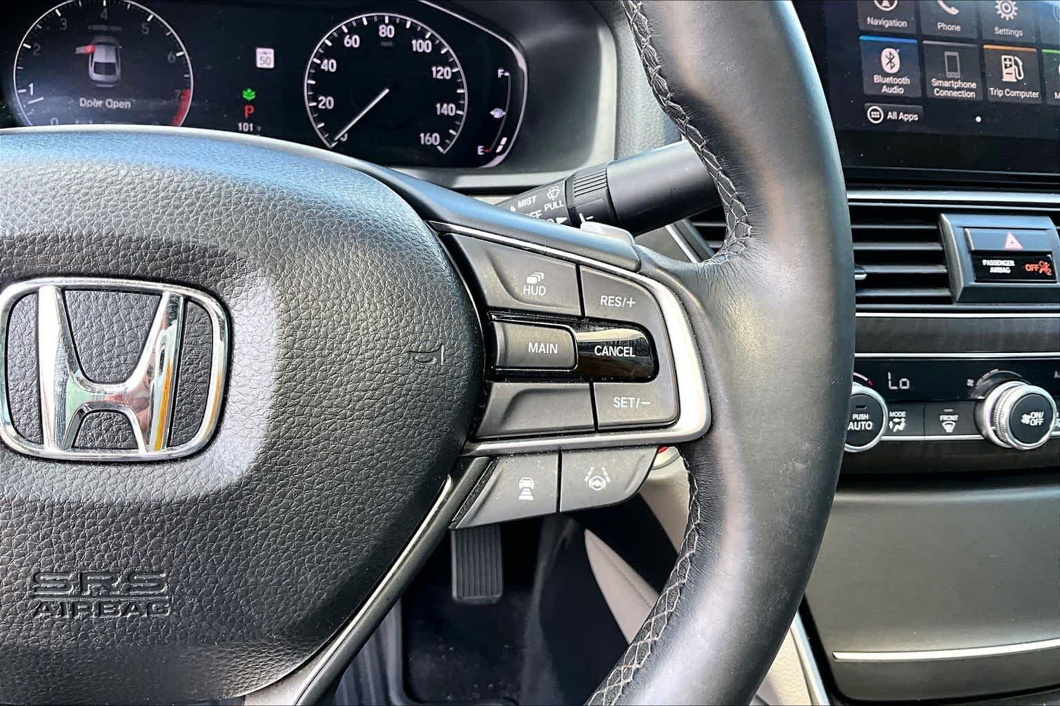 Used 2018 Obsidian Blue Pearl Honda Touring 2.0T image 25