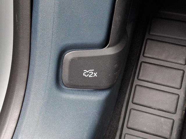 New 2026 Space White Metallic Ford XLT image 37