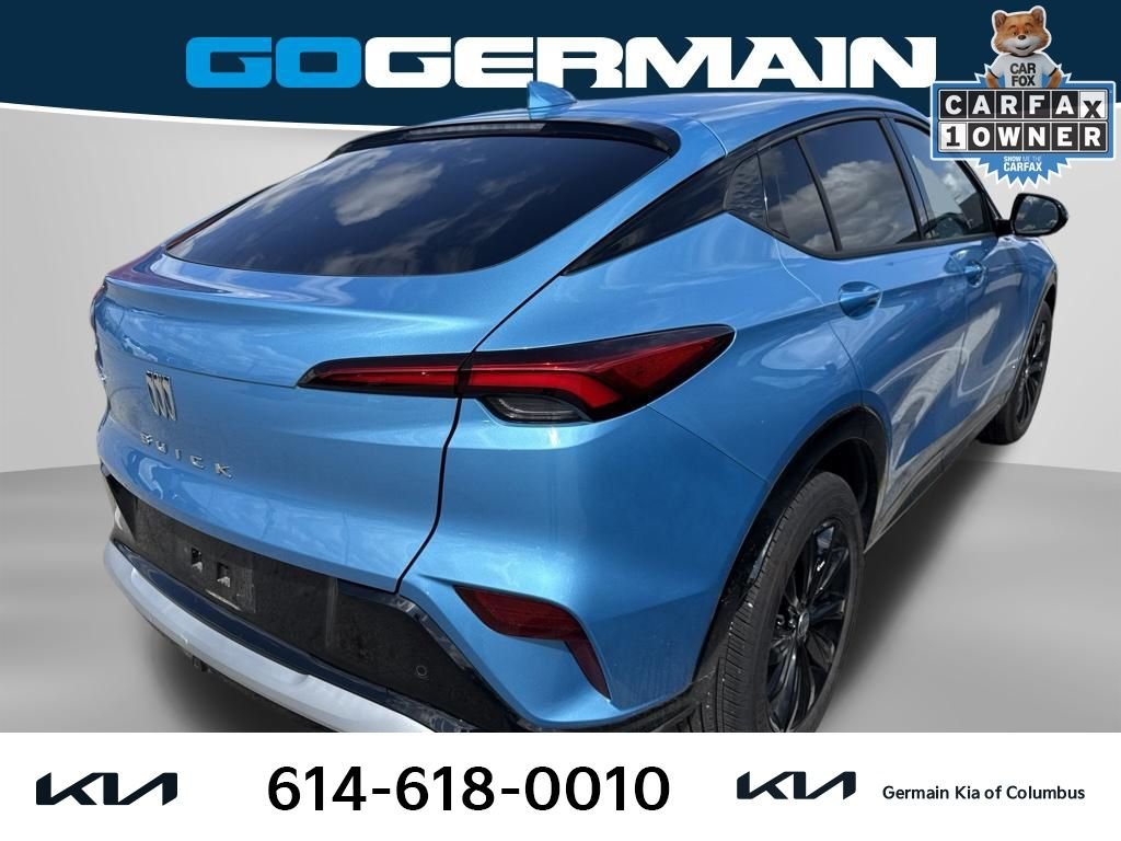 Used 2025 Blue Buick Sport Touring image 4