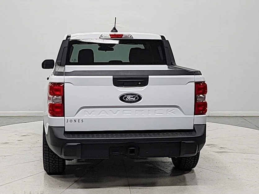 New 2026 Oxford White Ford XL image 6