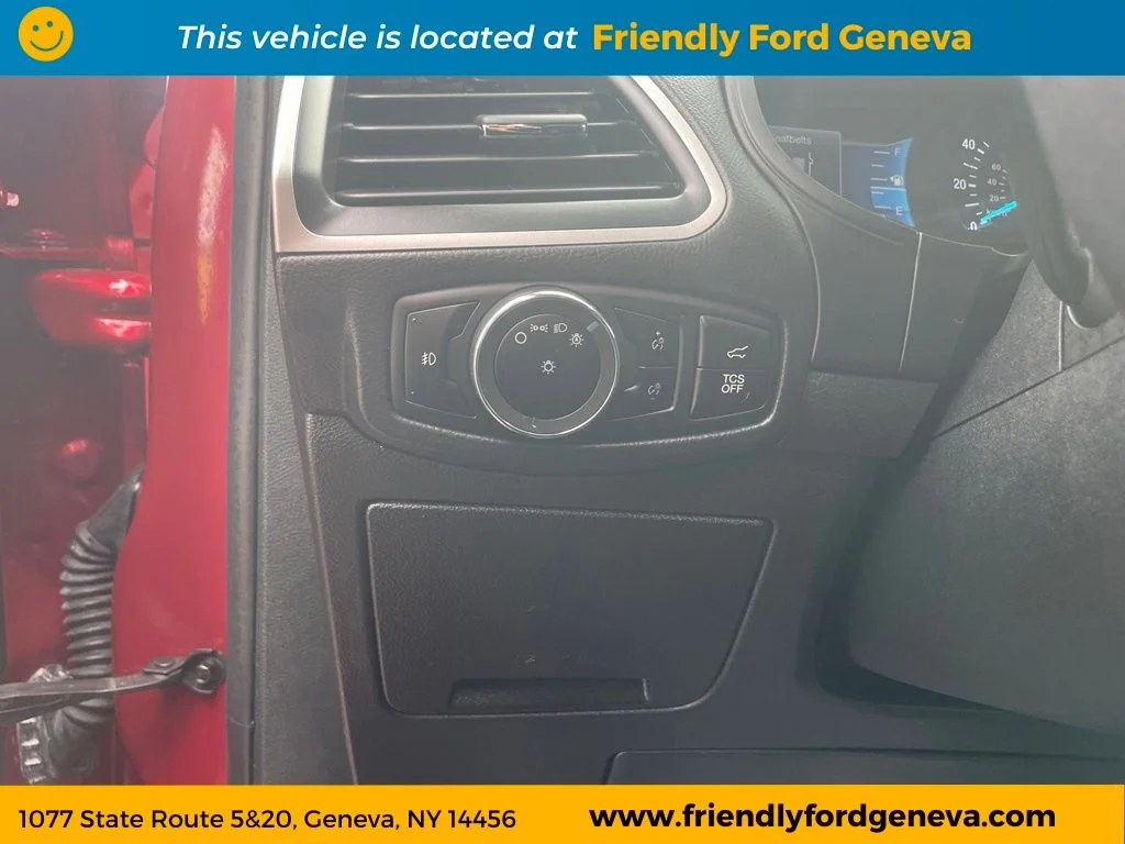 Used 2023 Red Ford SEL image 13