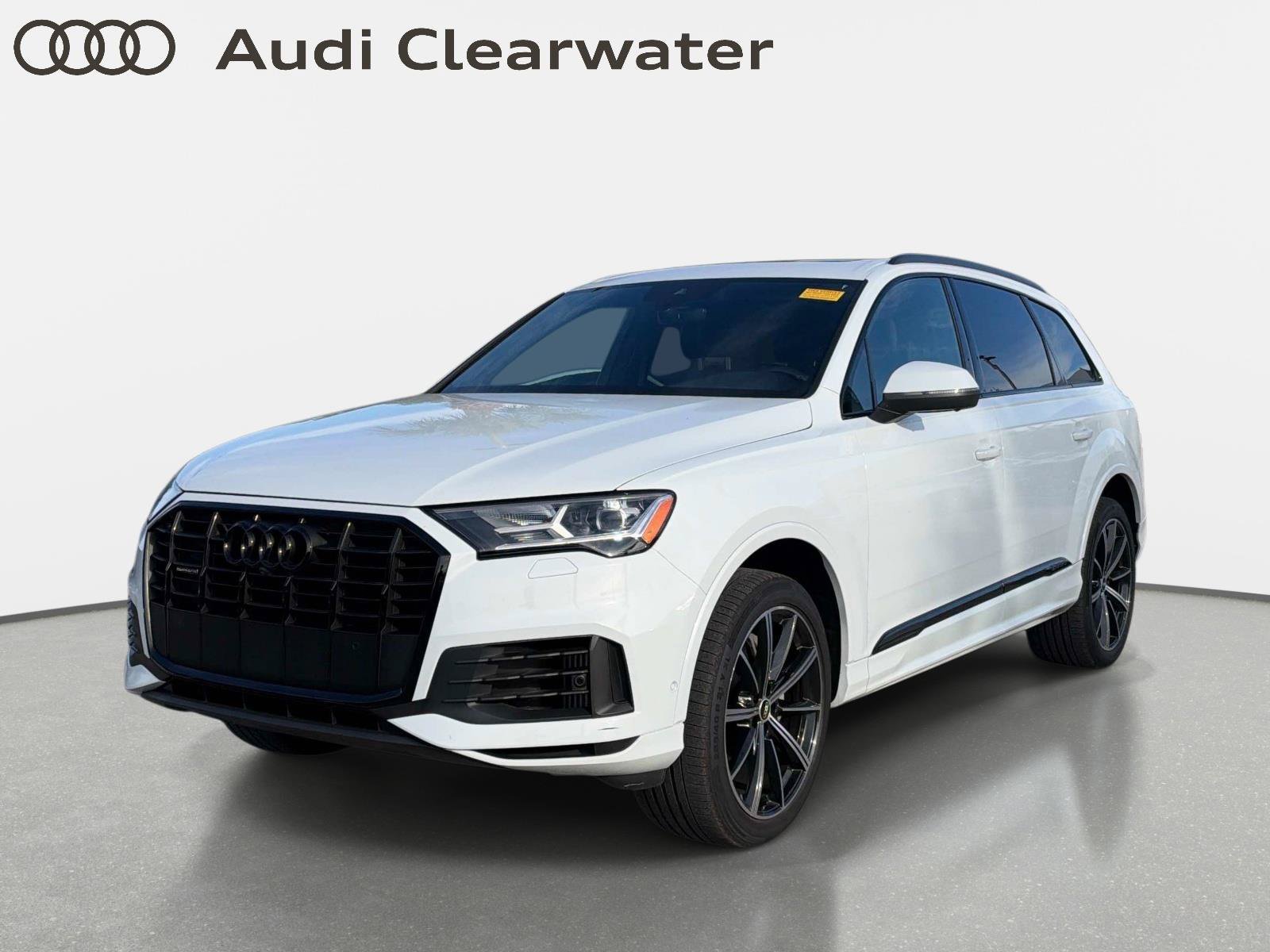 Glacier White Metallic 2021 Audi Q7 SUV / Crossover All-Wheel Drive