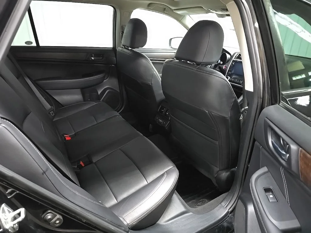 Used 2018 Black Subaru 2.5i image 20