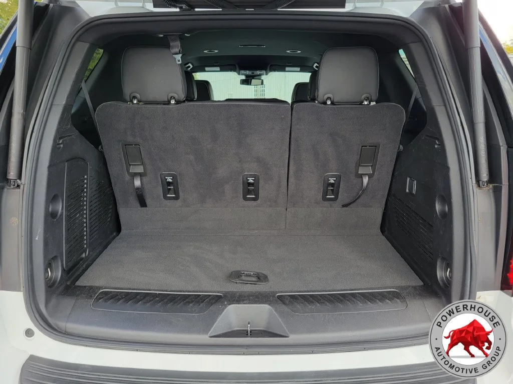 Used 2024 White GMC SLT image 14