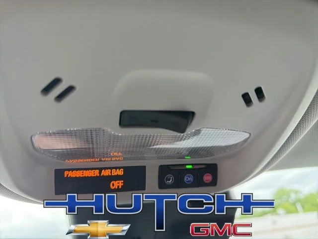 New 2026 Cacti Green Chevrolet ACTIV image 38