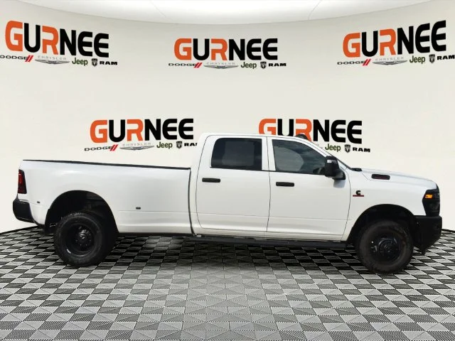 New 2026 Bright White Clear-Coat Exterior Paint RAM Tradesman image 2
