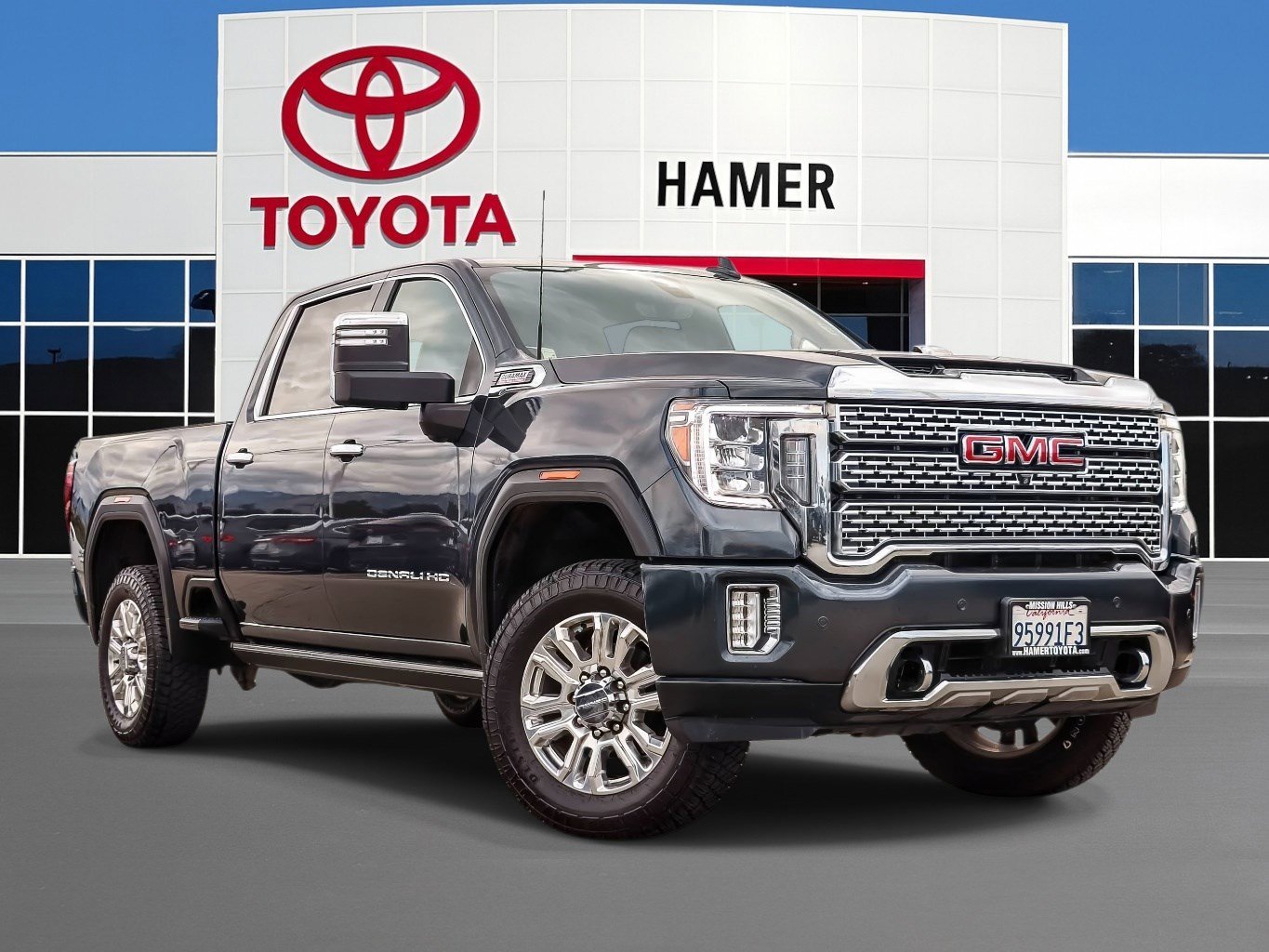 2021 GMC Sierra 4WD Crew Cab Standard Box Denali's photo